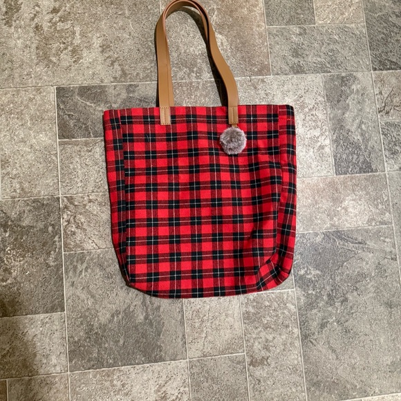 Red and Black Checkered Tote with Tan Handles - Picture 2 of 6